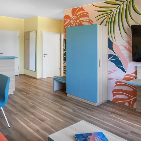 Hi5-hotel Seiersberg Отель *